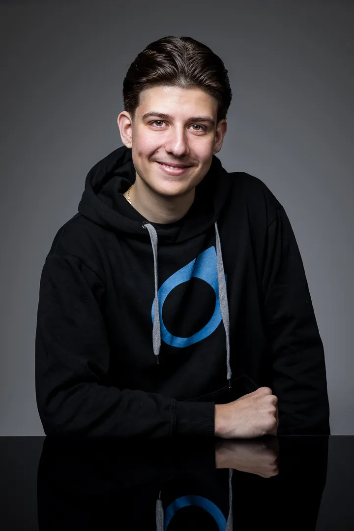 Riccardo Greco, Apprentice