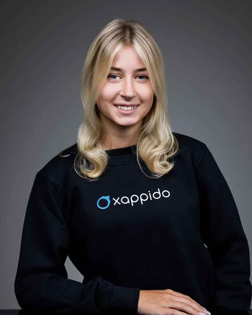 Carina Milczarek, in Ausbildung